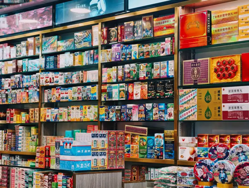 2024年电商零售服饰配件市场趋势及旺琦飞产品布局