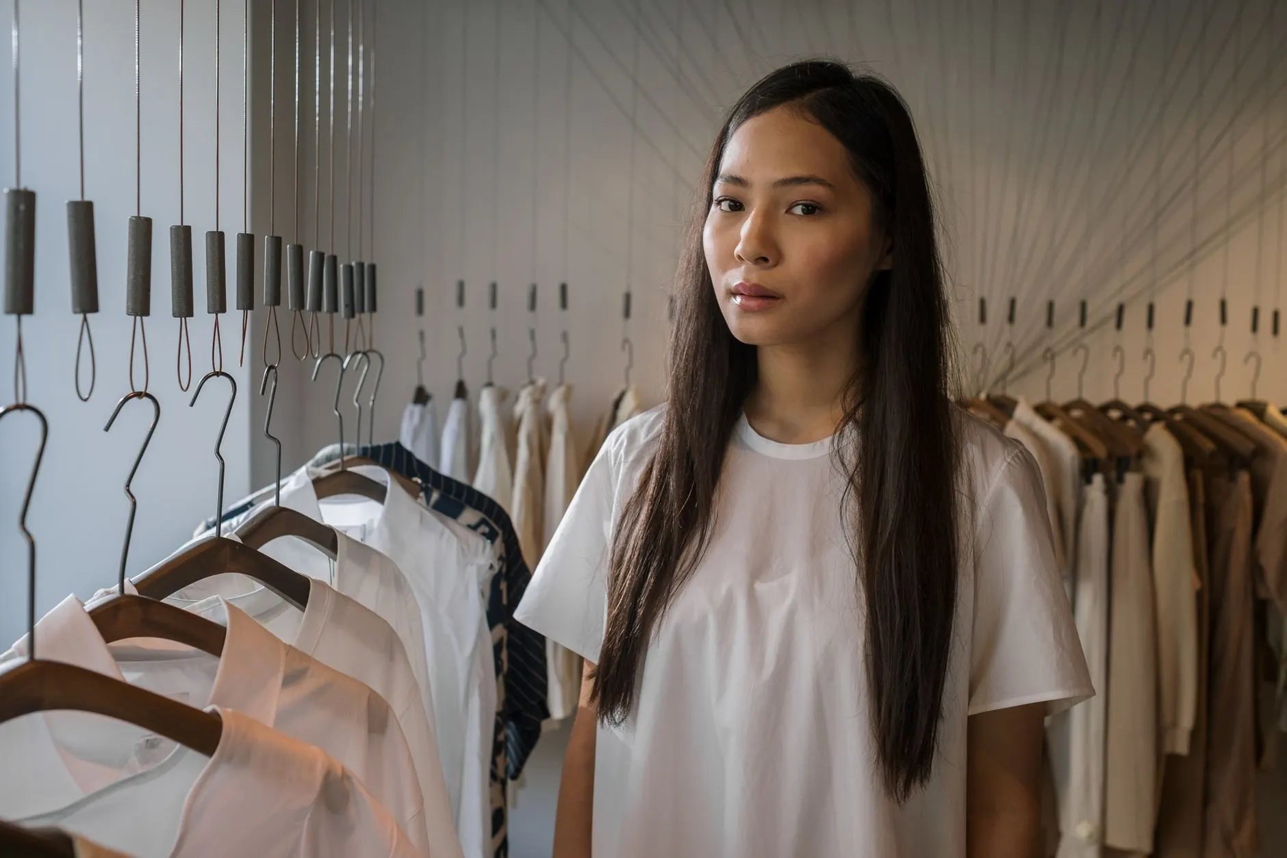 2025年服装鞋帽行业电商零售趋势分析与市场展望