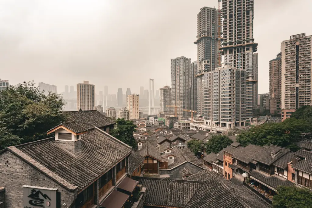 上海旺琦飞服装鞋帽与箱包皮具产品型号参数对比分析